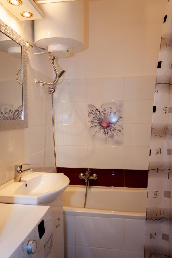 Happy Turtle Apartments Budapest Bagian luar foto